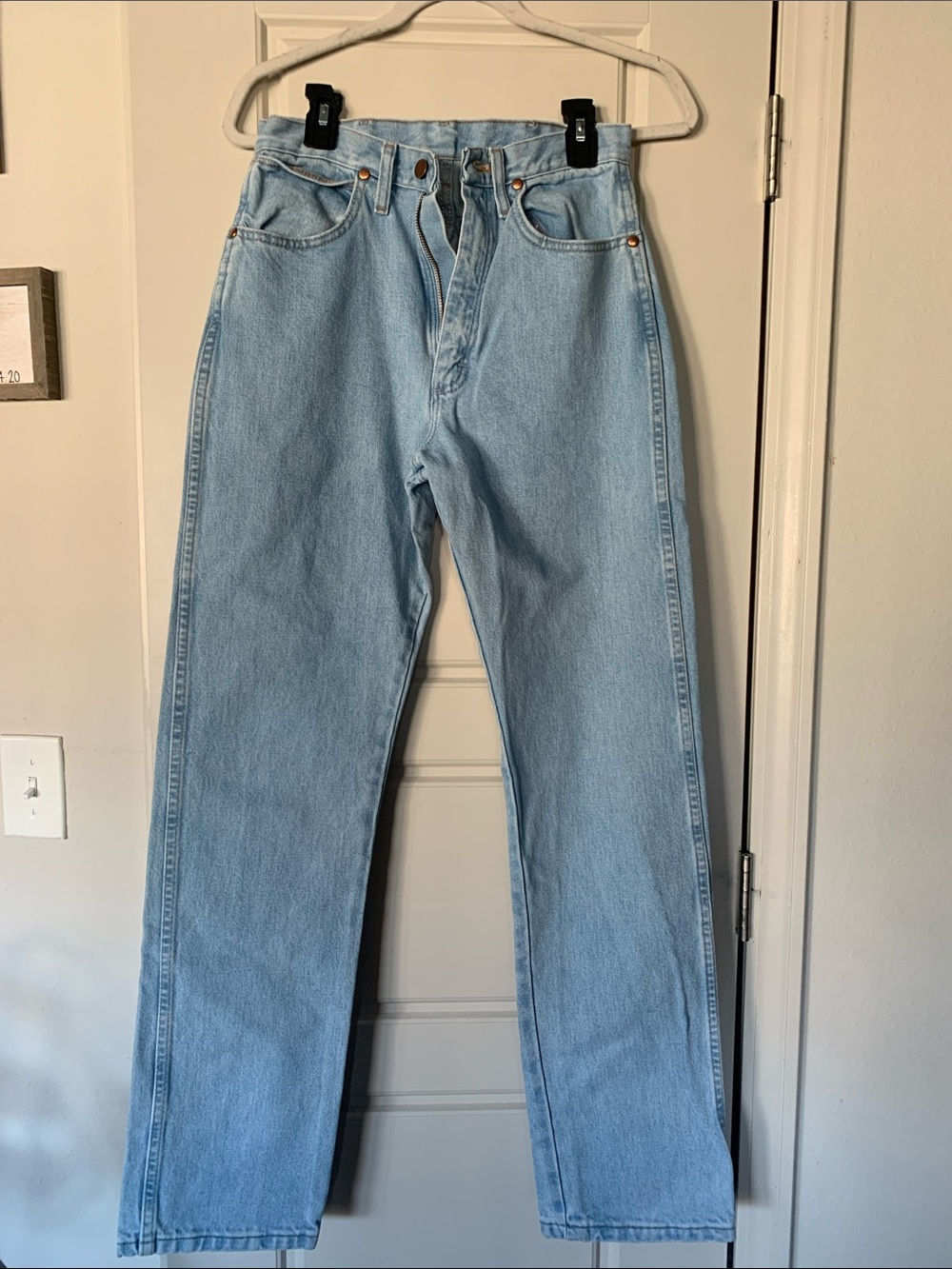 Wrangler Light Blue Straight-Leg Jeans 7x32